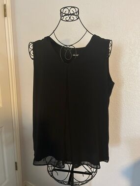 Karl Lagerfeld Black Sleeveless V-Neck Chiffon Layered blouse
